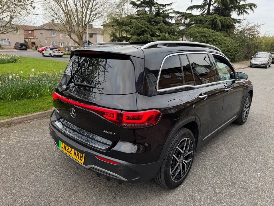 Mercedes GLB with tinted windows